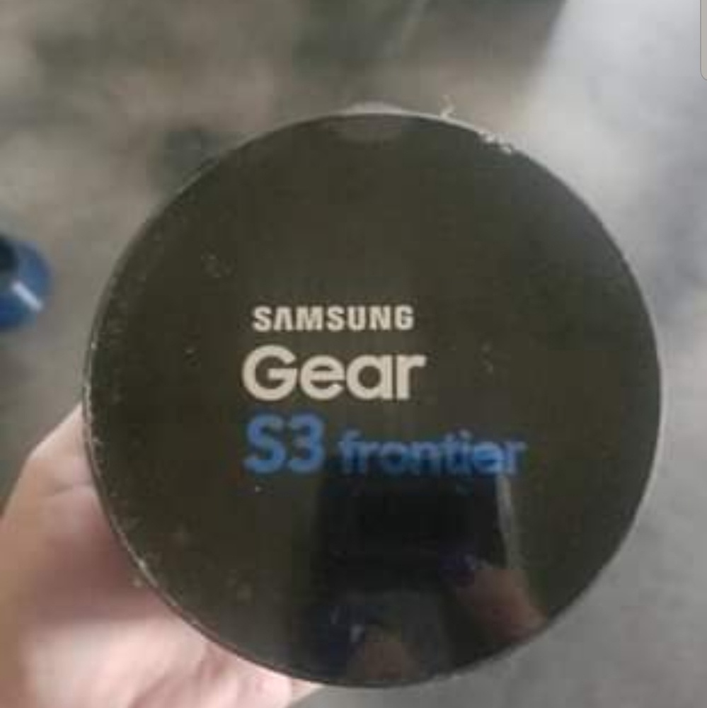 Samsung Galaxy gear s3 smart watch